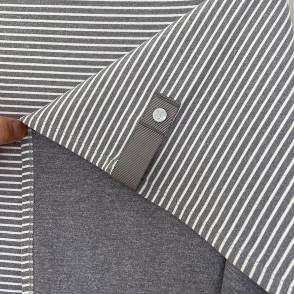 Lululemon Grey and White Striped Vinyasa Scarf/Wrap *Rulu, One Size - Picture 9 of 11